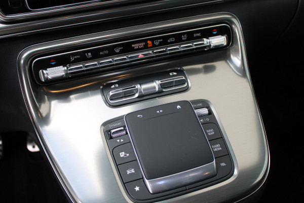 Mercedes-Benz V-Klasse 300d / Exclusive / DC / Luchtvering / Panorama / 2x Elec Schuifd / 360 Cam / Burmester / Vol Opties / NIEUW!! Mercedes-Benz V-Klasse 300d / Exclusive / DC / Luchtvering / Panorama / 2x Elec Schuifd / 360 Cam / Burmester / Vol Opties / NIEUW!!