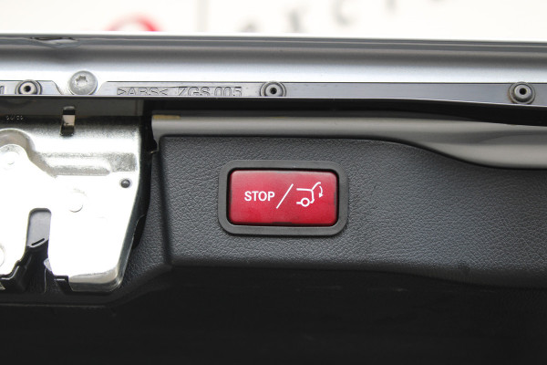 Mercedes-Benz V-Klasse 300d / Exclusive / DC / Luchtvering / Panorama / 2x Elec Schuifd / 360 Cam / Burmester / Vol Opties / NIEUW!! Mercedes-Benz V-Klasse 300d / Exclusive / DC / Luchtvering / Panorama / 2x Elec Schuifd / 360 Cam / Burmester / Vol Opties / NIEUW!!