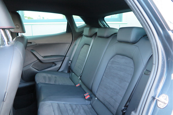 Seat Ibiza 1.0 TSI 95PK FR Limited Edition, Virtual Cockpit , Beats audio , Led verlichting, Camera, Stoelverwarming, Navi, Alcantara bekleding ,Cruise control, etc. . Seat Ibiza 1.0 TSI 95PK FR Limited Edition, Virtual Cockpit , Beats audio , Led verlichting, Camera, Stoelverwarming, Navi, Alcantara bekleding ,Cruise control, etc. .