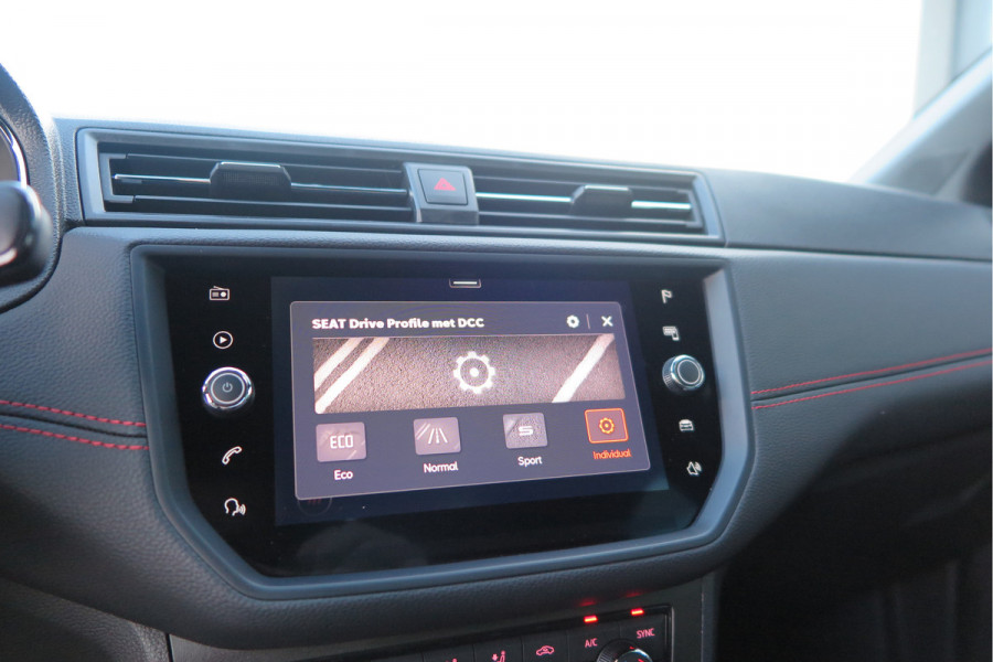 Seat Ibiza 1.0 TSI 95PK FR Limited Edition, Virtual Cockpit , Beats audio , Led verlichting, Camera, Stoelverwarming, Navi, Alcantara bekleding ,Cruise control, etc. . Seat Ibiza 1.0 TSI 95PK FR Limited Edition, Virtual Cockpit , Beats audio , Led verlichting, Camera, Stoelverwarming, Navi, Alcantara bekleding ,Cruise control, etc. .