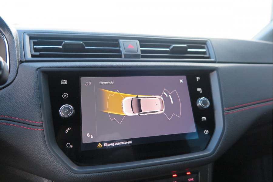 Seat Ibiza 1.0 TSI 95PK FR Limited Edition, Virtual Cockpit , Beats audio , Led verlichting, Camera, Stoelverwarming, Navi, Alcantara bekleding ,Cruise control, etc. . Seat Ibiza 1.0 TSI 95PK FR Limited Edition, Virtual Cockpit , Beats audio , Led verlichting, Camera, Stoelverwarming, Navi, Alcantara bekleding ,Cruise control, etc. .