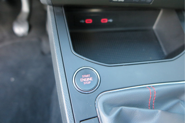 Seat Ibiza 1.0 TSI 95PK FR Limited Edition, Virtual Cockpit , Beats audio , Led verlichting, Camera, Stoelverwarming, Navi, Alcantara bekleding ,Cruise control, etc. . Seat Ibiza 1.0 TSI 95PK FR Limited Edition, Virtual Cockpit , Beats audio , Led verlichting, Camera, Stoelverwarming, Navi, Alcantara bekleding ,Cruise control, etc. .