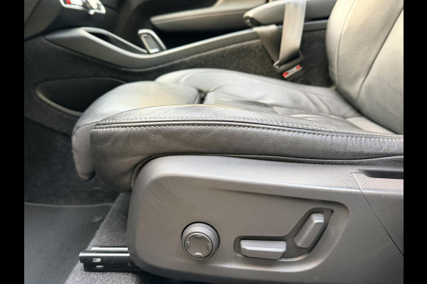 Volvo XC40 1.5 T4 Recharge R-Design Automaat | Panoramadak | LED verlichting | Sportstoelen leer | DAB | Apple CarPlay | 360 graden camera