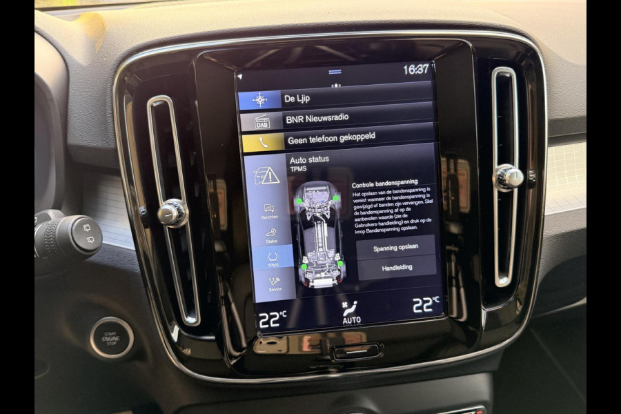 Volvo XC40 1.5 T4 Recharge R-Design Automaat | Panoramadak | LED verlichting | Sportstoelen leer | DAB | Apple CarPlay | 360 graden camera