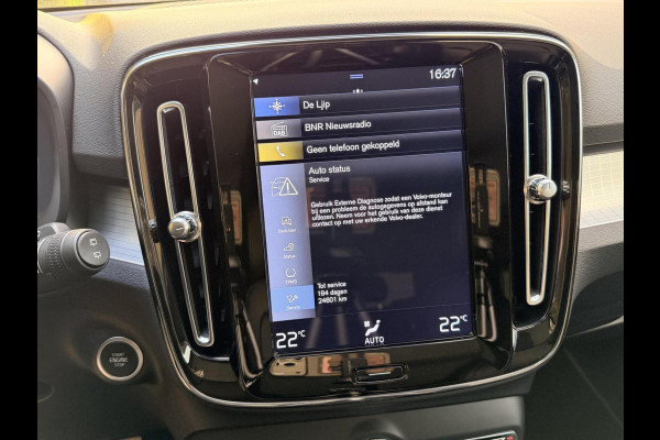 Volvo XC40 1.5 T4 Recharge R-Design Automaat | Panoramadak | LED verlichting | Sportstoelen leer | DAB | Apple CarPlay | 360 graden camera