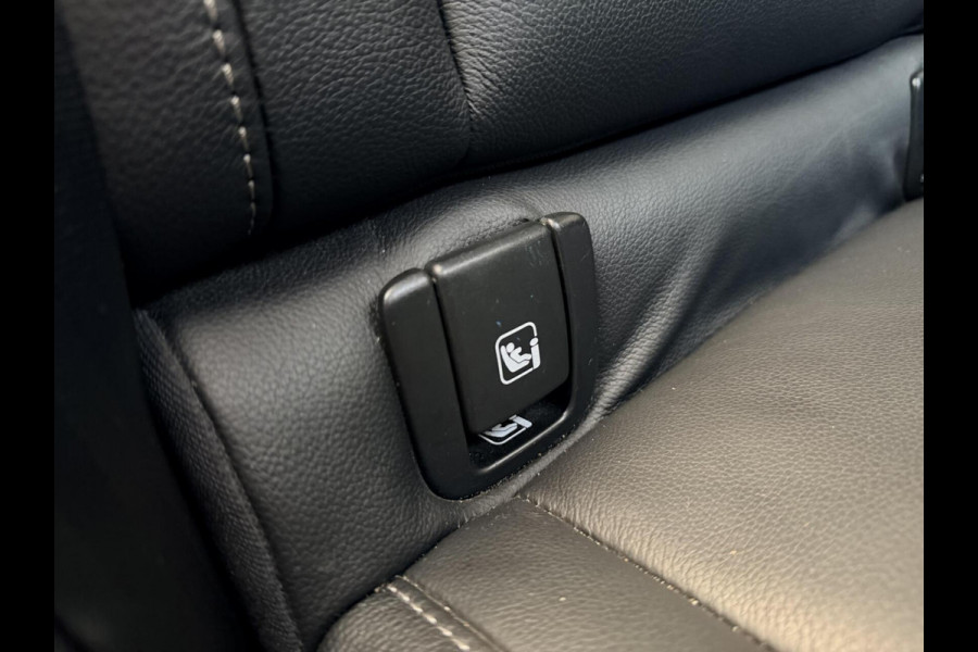 Volvo XC40 1.5 T4 Recharge R-Design Automaat | Panoramadak | LED verlichting | Sportstoelen leer | DAB | Apple CarPlay | 360 graden camera