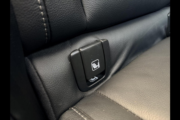 Volvo XC40 1.5 T4 Recharge R-Design Automaat | Panoramadak | LED verlichting | Sportstoelen leer | DAB | Apple CarPlay | 360 graden camera