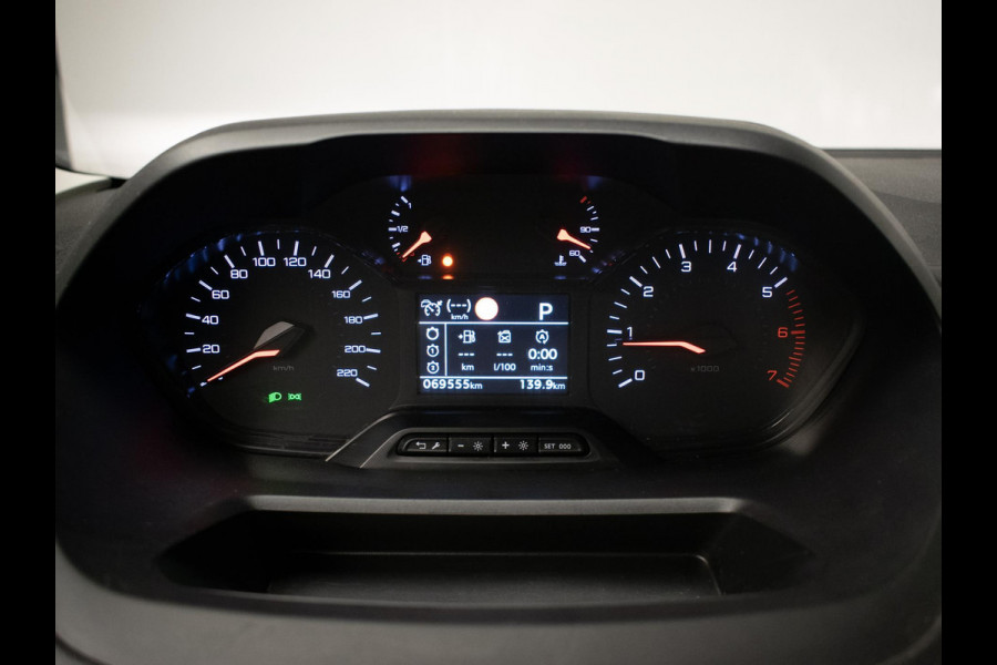 Peugeot Partner 1.5 BlueHDI Premium Sport (APPLE CARPLAY,NAVI,CAMERA,TREKHAAK,SCHUIFDEUR,CLIMATE,LM VELGEN,NETTESTAAT)