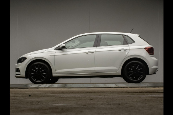 Volkswagen Polo 1.0 TSI Sport (APPLE CARPLAY,NAVI,CRUISE,PDC,CAMERA,SPORTSTOELEN,GETINT,CLIMATE,NETTESTAAT) Volkswagen Polo 1.0 TSI Sport (APPLE CARPLAY,NAVI,CRUISE,PDC,CAMERA,SPORTSTOELEN,GETINT,CLIMATE,NETTESTAAT)