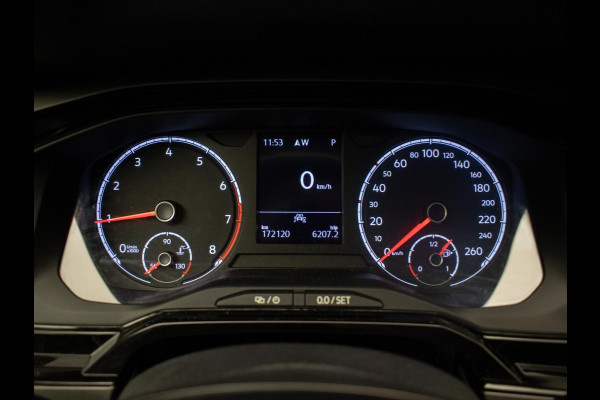 Volkswagen Polo 1.0 TSI Sport (APPLE CARPLAY,NAVI,CRUISE,PDC,CAMERA,SPORTSTOELEN,GETINT,CLIMATE,NETTESTAAT) Volkswagen Polo 1.0 TSI Sport (APPLE CARPLAY,NAVI,CRUISE,PDC,CAMERA,SPORTSTOELEN,GETINT,CLIMATE,NETTESTAAT)
