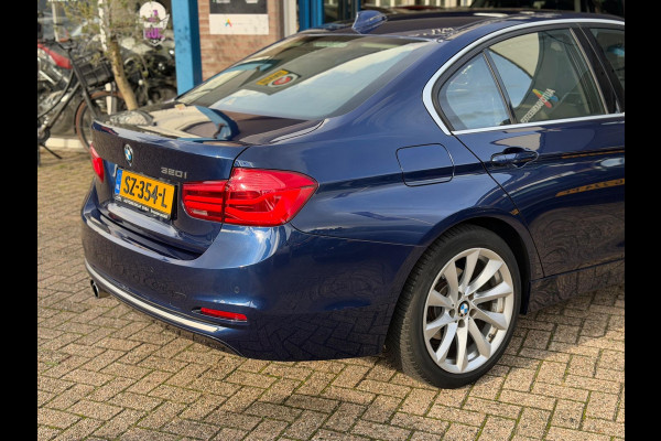 BMW 3-serie 320i Luxury Edition Individual 2018 NAVI LEDER!