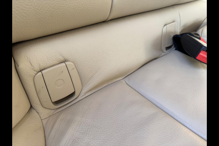 BMW 3-serie 320i Luxury Edition Individual 2018 NAVI LEDER!