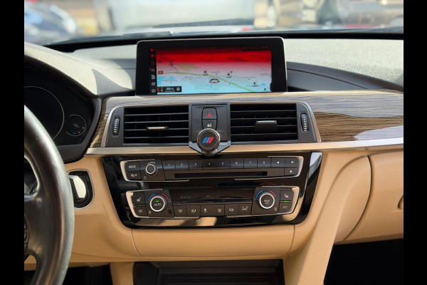 BMW 3-serie 320i Luxury Edition Individual 2018 NAVI LEDER!