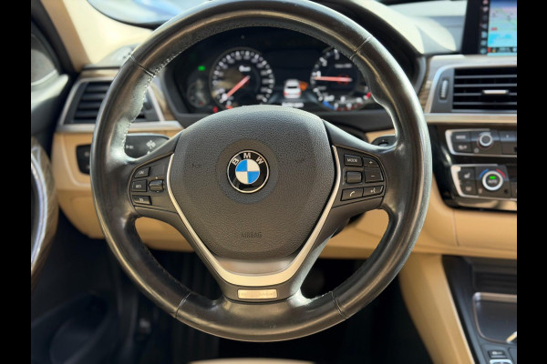 BMW 3-serie 320i Luxury Edition Individual 2018 NAVI LEDER!