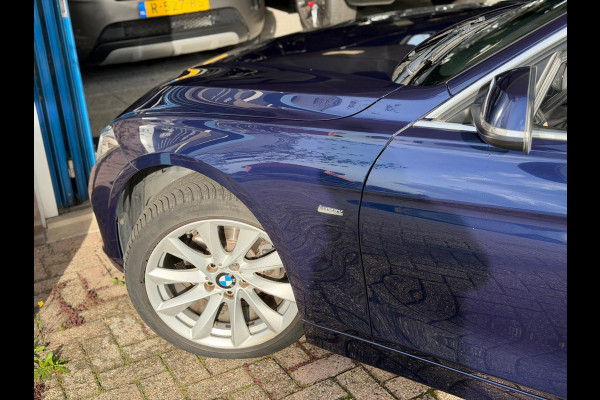 BMW 3-serie 320i Luxury Edition Individual 2018 NAVI LEDER!