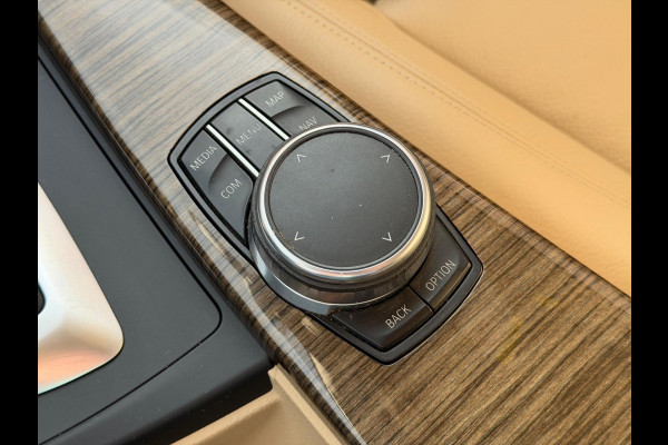 BMW 3-serie 320i Luxury Edition Individual 2018 NAVI LEDER!