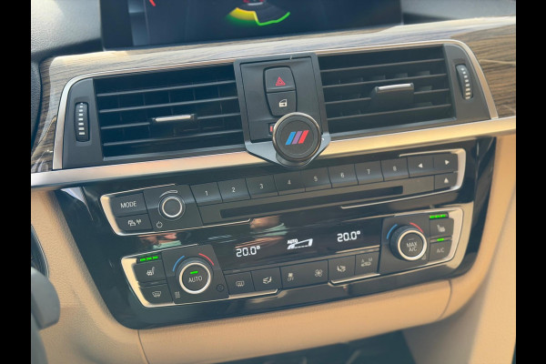 BMW 3-serie 320i Luxury Edition Individual 2018 NAVI LEDER!