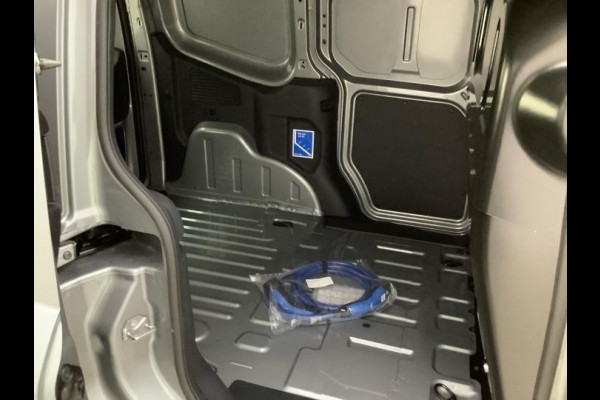 Ford E-Transit Cour. Limited 44 kWh 136pk | Winterpack | Verlengde fabrieks garantie tot 08-2029 Ford E-Transit Cour. Limited 44 kWh 136pk | Winterpack | Verlengde fabrieks garantie tot 08-2029
