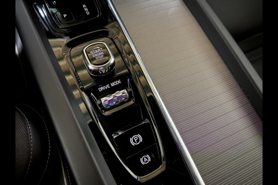 Volvo XC60 2.0 T8 AWD Polestar Engineered Pano H/K 360° Autopilot