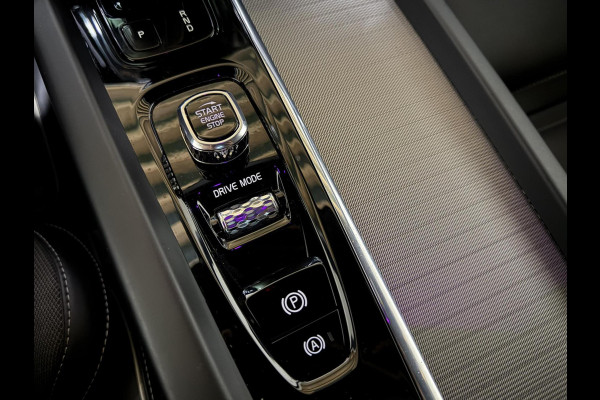 Volvo XC60 2.0 T8 AWD Polestar Engineered Pano H/K 360° Autopilot