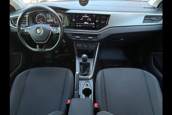 Volkswagen Polo 1.0 TSI Comfortline Business/Car play/Fcaelift/Navi(Ferrari Red)