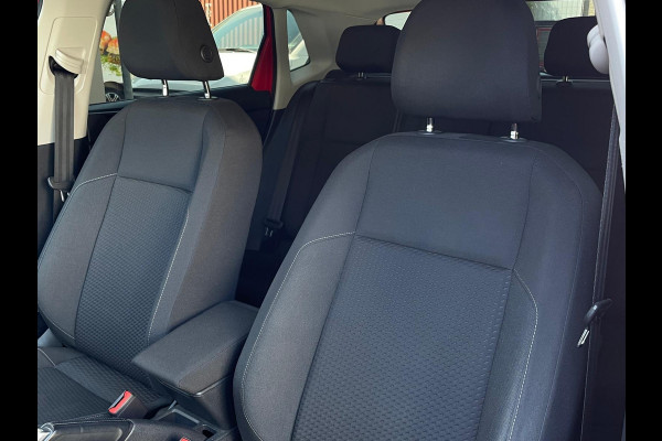 Volkswagen Polo 1.0 TSI Comfortline Business/Car play/Fcaelift/Navi(Ferrari Red)