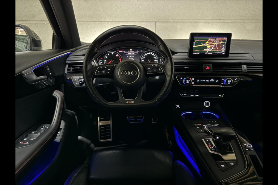 Audi A4 Avant 1.4 TFSI S-Line Black Edition CarPlay Leer Sfeer Trekh. NAP Audi A4 Avant 1.4 TFSI S-Line Black Edition CarPlay Leer Sfeer Trekh. NAP