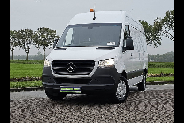Mercedes-Benz Sprinter 317 L2H2 Aut 3500KG Trekhaak Werkplaats Inrichting Camera carplay cruisecontrol standkachel