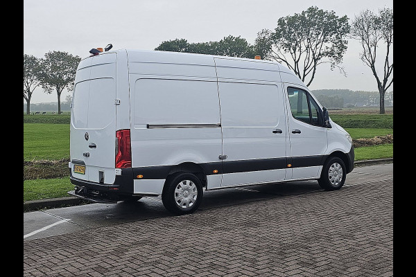 Mercedes-Benz Sprinter 317 L2H2 Aut 3500KG Trekhaak Werkplaats Inrichting Camera carplay cruisecontrol standkachel