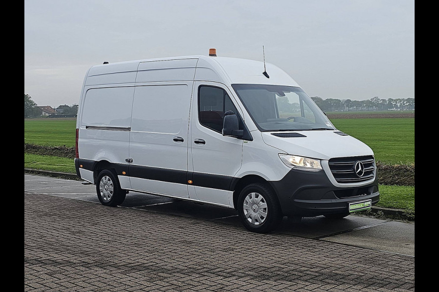 Mercedes-Benz Sprinter 317 L2H2 Aut 3500KG Trekhaak Werkplaats Inrichting Camera carplay cruisecontrol standkachel