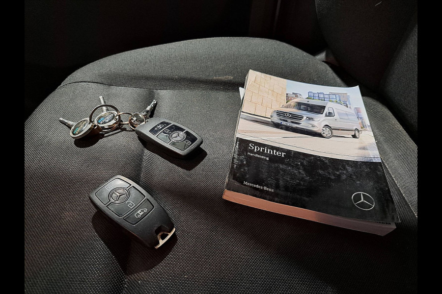 Mercedes-Benz Sprinter 317 L2H2 Aut 3500KG Trekhaak Werkplaats Inrichting Camera carplay cruisecontrol standkachel