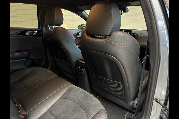 Kia ProCeed 1.6 T-GDI GT 205pk | Groot Navi | 18" | JBL | ACC | Blindspot | Camera | Perfect onderhouden.