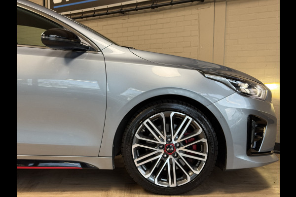 Kia ProCeed 1.6 T-GDI GT 205pk | Groot Navi | 18" | JBL | ACC | Blindspot | Camera | Perfect onderhouden.