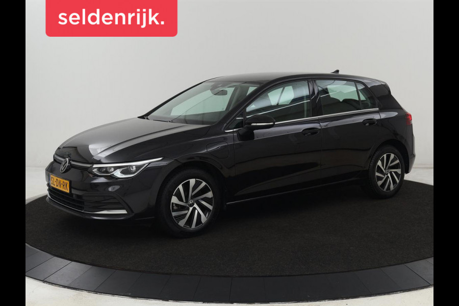 Volkswagen Golf 1.4 eHybrid Style | Massage | Carplay | Memory | Sfeerverlichting | Adaptive cruise | Navigatie | Parkeerhulp | Full LED | Climate control | PHEV | Plug In Volkswagen Golf 1.4 eHybrid Style | Massage | Carplay | Memory | Sfeerverlichting | Adaptive cruise | Navigatie | Parkeerhulp | Full LED | Climate control | PHEV | Plug In