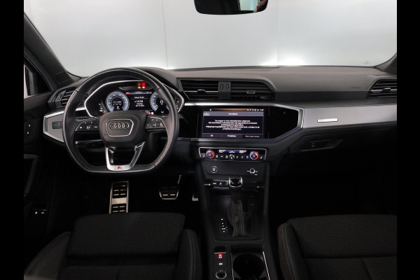 Audi Q3 45 TFSI e Business Edition 245 pk S-tronic | Navigatie | Parkeersensoren | Achteruitrijcamera | Adaptieve cruise control | Stoelverwarming | S-Line interieur |