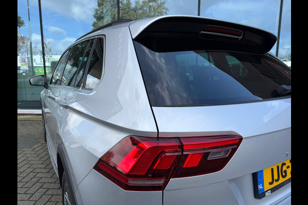 Volkswagen Tiguan 1.4 TSI eHybrid R-Line Business+ - Automaat - Climate - Navi - Camera - Parkeerhulp