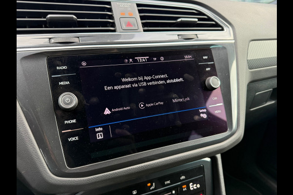 Volkswagen Tiguan 1.4 TSI eHybrid R-Line Business+ - Automaat - Climate - Navi - Camera - Parkeerhulp
