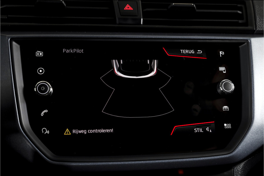 Seat Arona 1.0 TSI 116 PK Xcellence - Automaat | Cruise | Stoelverw. | PDC | NAV+App. Connect | ECC | DAB | LM 17" | Trekhaak | Seat Arona 1.0 TSI 116 PK Xcellence - Automaat | Cruise | Stoelverw. | PDC | NAV+App. Connect | ECC | DAB | LM 17" | Trekhaak |