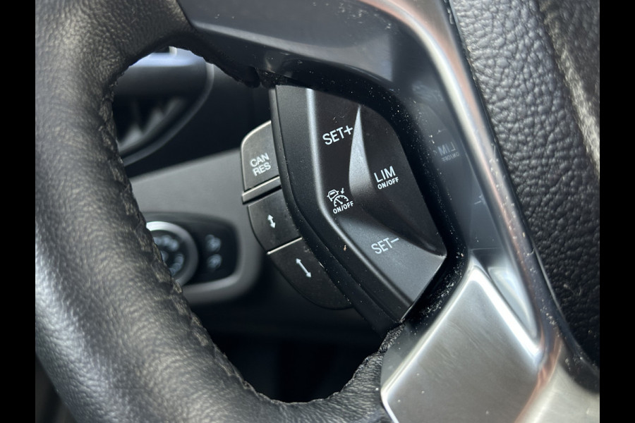 Ford Transit Connect 1.5 EcoBlue AUTOMAAT / L2H1 / 1e EIG. / AIRCO / ADAPTIVE CRUISE / NAVI / STOELVERWARMING / CAMERA / BLUETOOTH Ford Transit Connect 1.5 EcoBlue AUTOMAAT / L2H1 / 1e EIG. / AIRCO / ADAPTIVE CRUISE / NAVI / STOELVERWARMING / CAMERA / BLUETOOTH