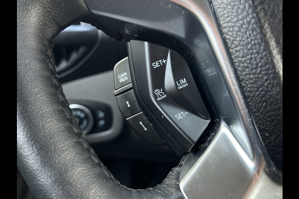 Ford Transit Connect 1.5 EcoBlue AUTOMAAT / L2H1 / 1e EIG. / AIRCO / ADAPTIVE CRUISE / NAVI / STOELVERWARMING / CAMERA / BLUETOOTH Ford Transit Connect 1.5 EcoBlue AUTOMAAT / L2H1 / 1e EIG. / AIRCO / ADAPTIVE CRUISE / NAVI / STOELVERWARMING / CAMERA / BLUETOOTH