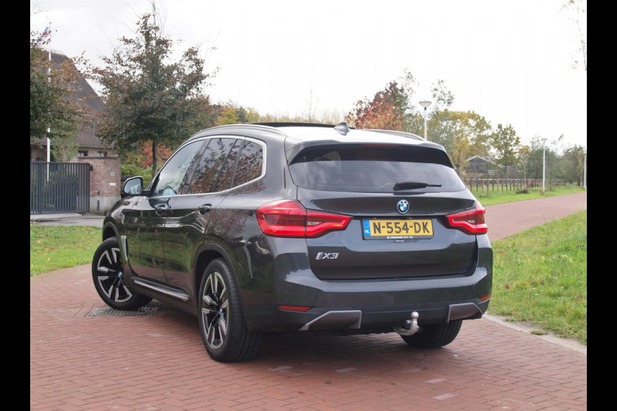 BMW iX3 Executive 80 kWh | Panoramadak | Camera | Trekhaak | Sfeerverlichting | Apple Carplay | BMW iX3 Executive 80 kWh | Panoramadak | Camera | Trekhaak | Sfeerverlichting | Apple Carplay |