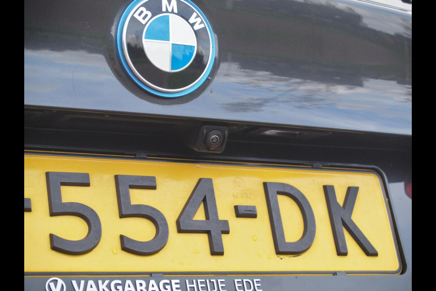 BMW iX3 Executive 80 kWh | Panoramadak | Camera | Trekhaak | Sfeerverlichting | Apple Carplay | BMW iX3 Executive 80 kWh | Panoramadak | Camera | Trekhaak | Sfeerverlichting | Apple Carplay |