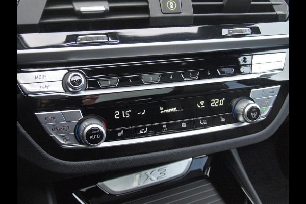 BMW iX3 Executive 80 kWh | Panoramadak | Camera | Trekhaak | Sfeerverlichting | Apple Carplay | BMW iX3 Executive 80 kWh | Panoramadak | Camera | Trekhaak | Sfeerverlichting | Apple Carplay |