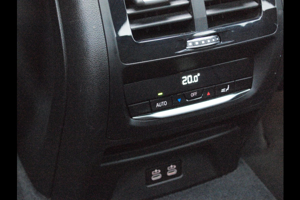 BMW iX3 Executive 80 kWh | Panoramadak | Camera | Trekhaak | Sfeerverlichting | Apple Carplay | BMW iX3 Executive 80 kWh | Panoramadak | Camera | Trekhaak | Sfeerverlichting | Apple Carplay |