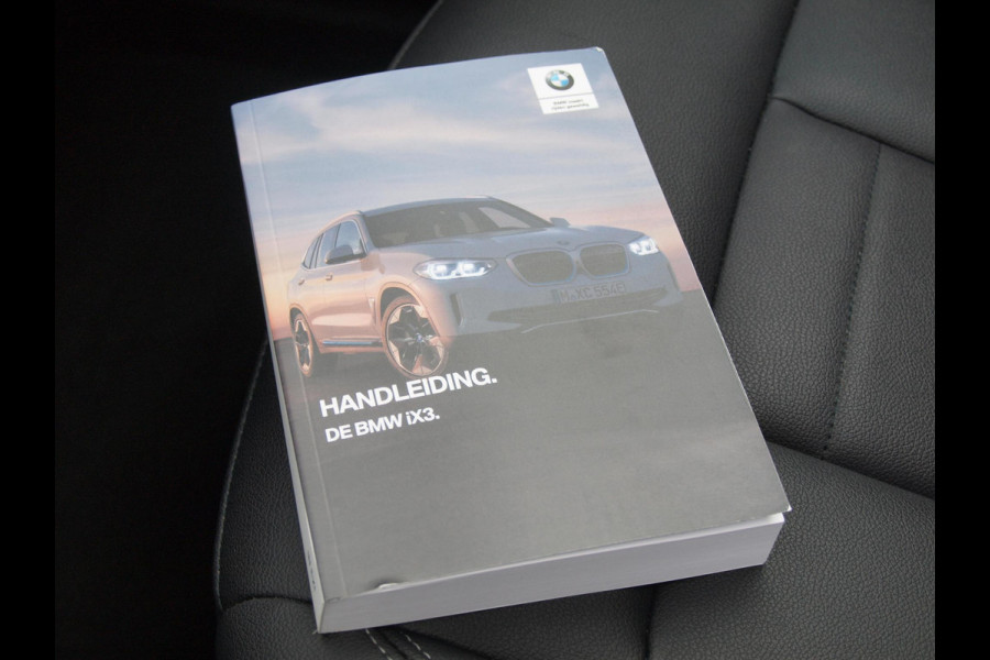 BMW iX3 Executive 80 kWh | Panoramadak | Camera | Trekhaak | Sfeerverlichting | Apple Carplay | BMW iX3 Executive 80 kWh | Panoramadak | Camera | Trekhaak | Sfeerverlichting | Apple Carplay |