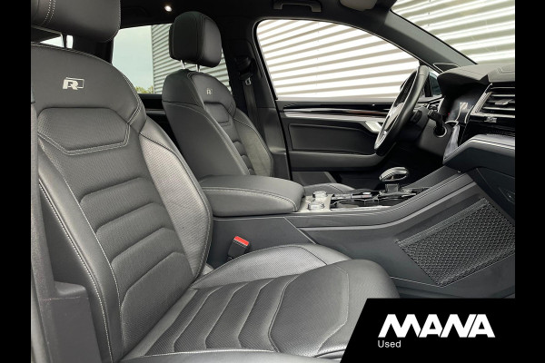 Volkswagen Touareg 3.0TDI V6 286PK 3x R-Line Leder interieur Panoramadak Trekhaak Volkswagen Touareg 3.0TDI V6 286PK 3x R-Line Leder interieur Panoramadak Trekhaak