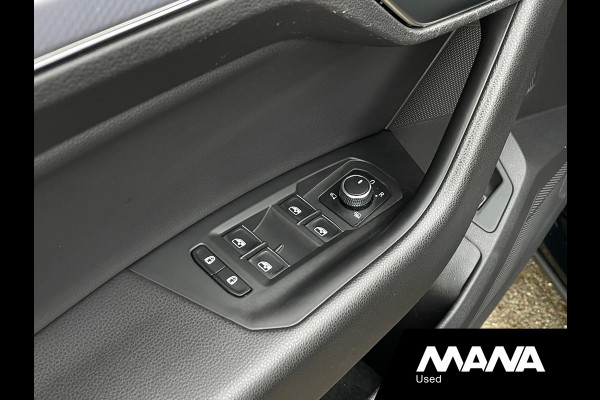 Volkswagen Touareg 3.0TDI V6 286PK 3x R-Line Leder interieur Panoramadak Trekhaak Volkswagen Touareg 3.0TDI V6 286PK 3x R-Line Leder interieur Panoramadak Trekhaak