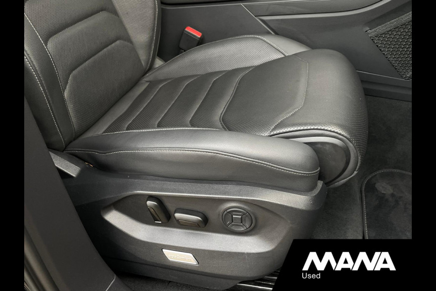 Volkswagen Touareg 3.0TDI V6 286PK 3x R-Line Leder interieur Panoramadak Trekhaak Volkswagen Touareg 3.0TDI V6 286PK 3x R-Line Leder interieur Panoramadak Trekhaak