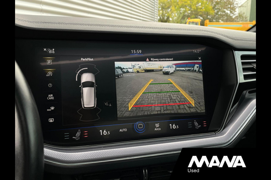Volkswagen Touareg 3.0TDI V6 286PK 3x R-Line Leder interieur Panoramadak Trekhaak Volkswagen Touareg 3.0TDI V6 286PK 3x R-Line Leder interieur Panoramadak Trekhaak