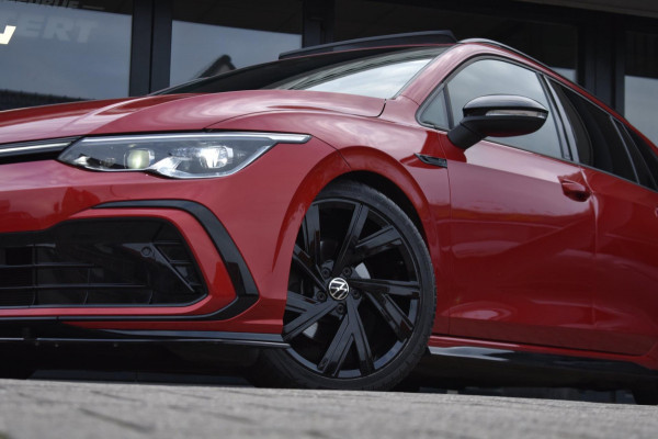 Volkswagen GOLF Variant 1.5 eTSI R-Line | MAXTON | IQ-LIGHT | PANORAMADAK | APPLE CARPLAY | ANDROID AUTO | CAMERA